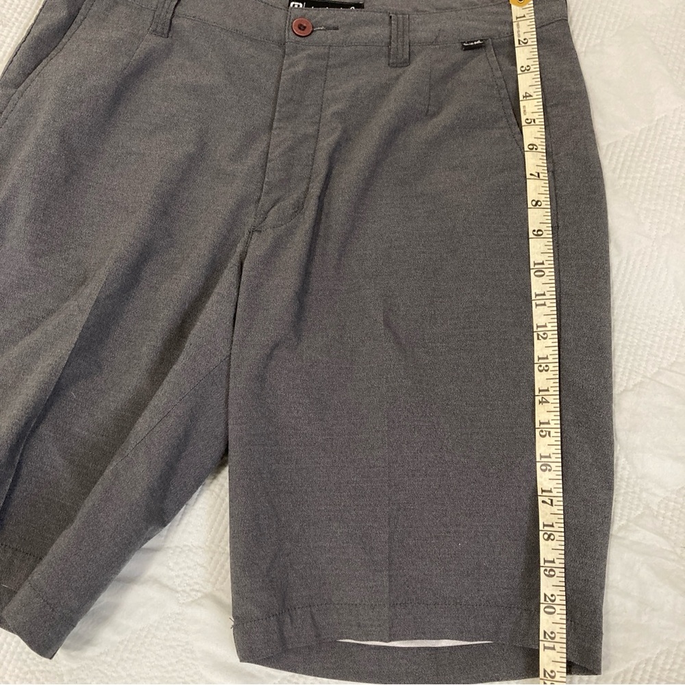 Travis Mathew Men's Gray Shorts Strech Pockets Performance size 36 - Picture 10 of 13